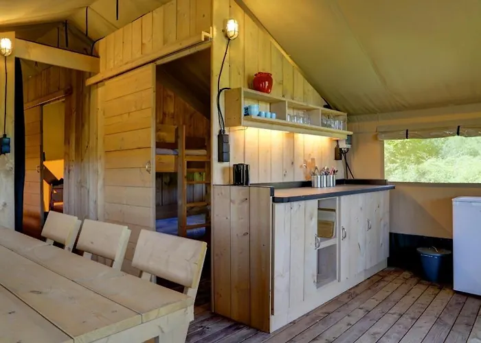 Hotel Domaine La Barbe ! *